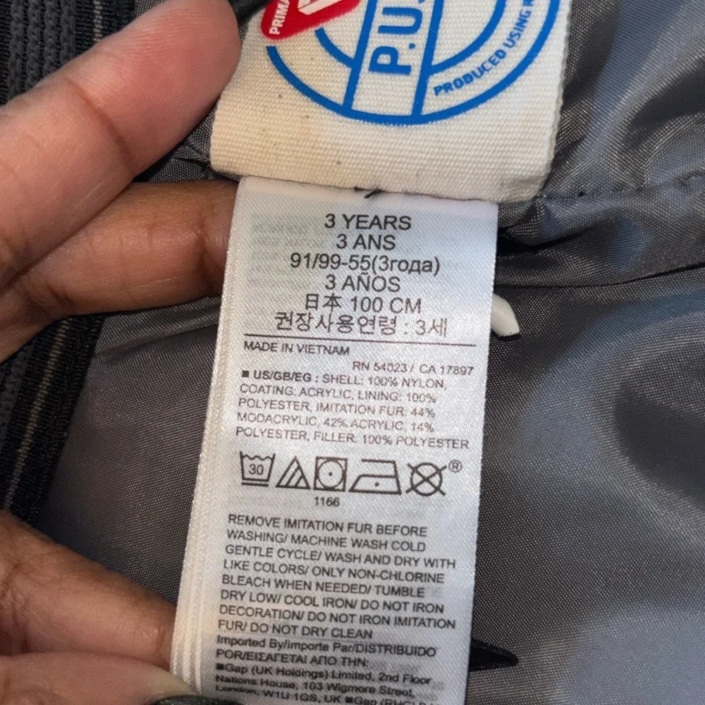 GAP Toddler Black Puffer Jacket